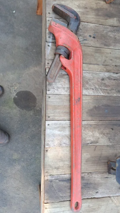 36" Ridged Heavy Duty Bobejaan Spanner