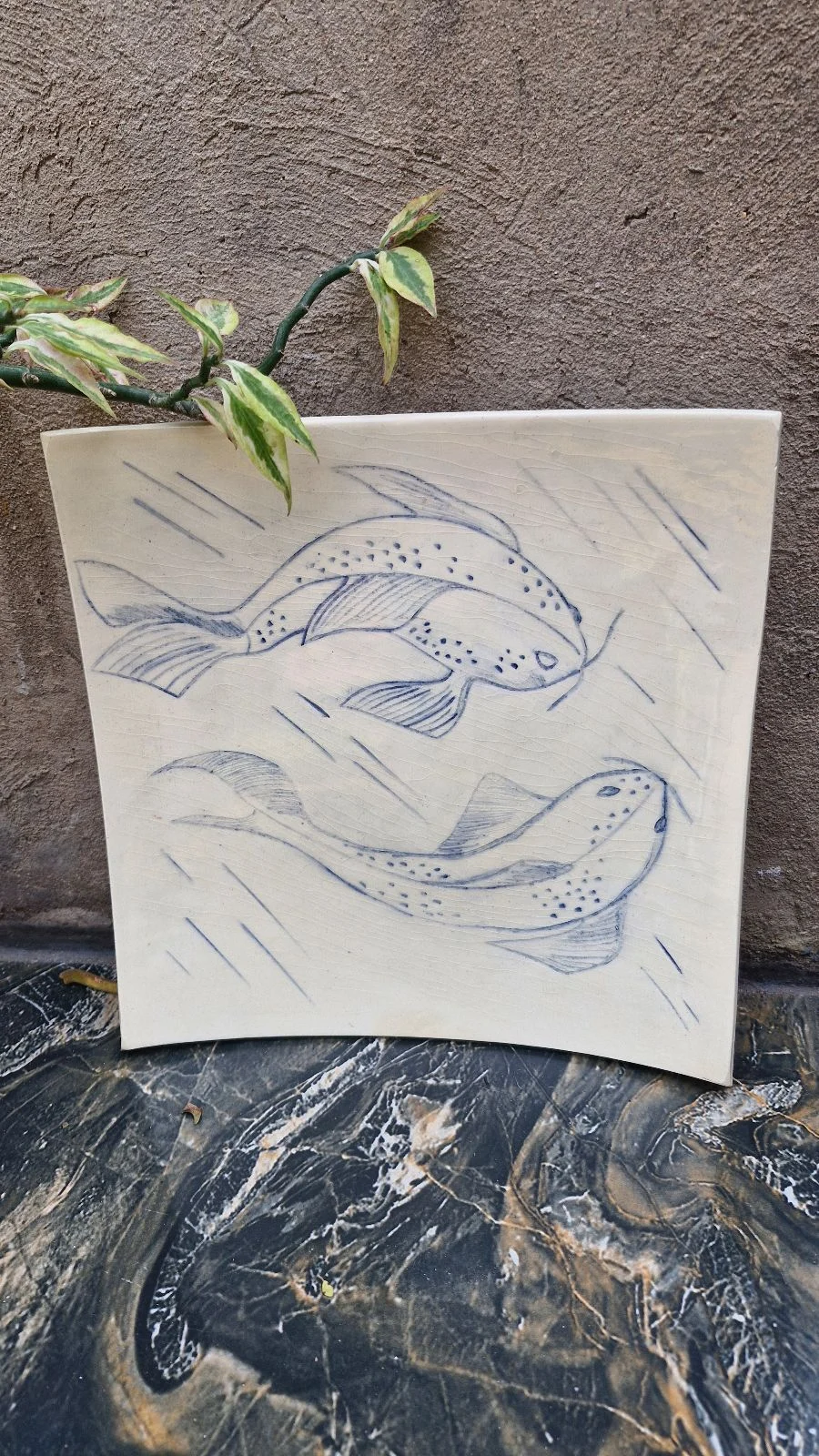 Curved Platter With Fish Design