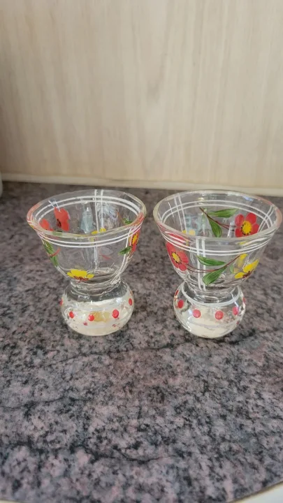 Small Glasses For Flower Arrangement