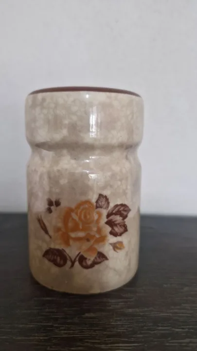 Vintage Shaker