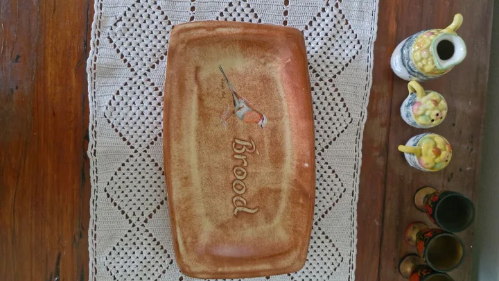 Bread Plate With Bird Pic
