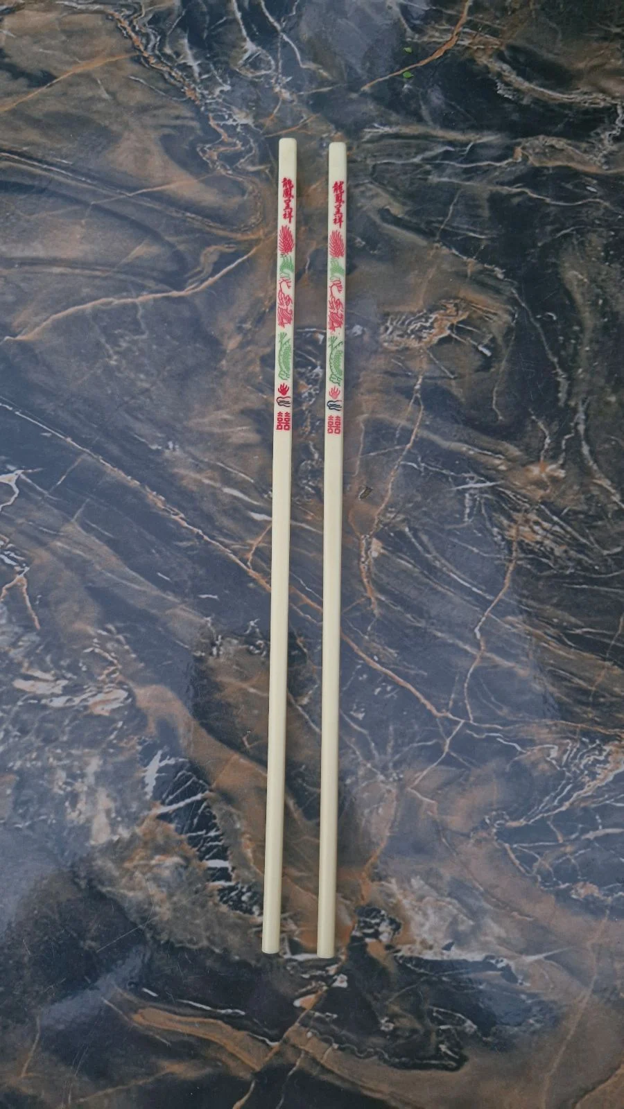 6 Beige Chopsticks