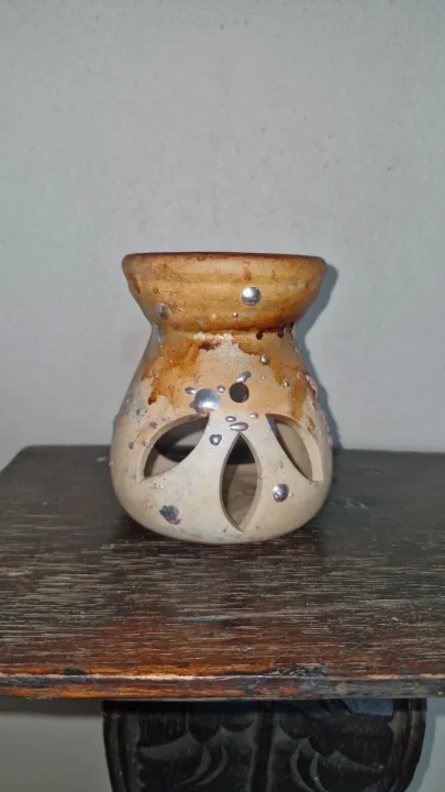 Pottery Candle And Scented Oil Holder